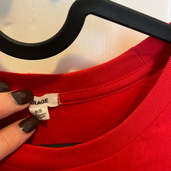 ✨ Garage crop top ✨ - Picture 3 of 3